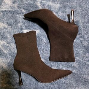 Cosy Island CloudMile Minimalist Pointed Toe Sock Ankle Boots 9.5